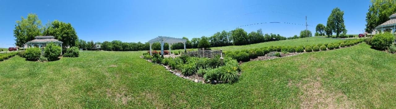 Versailles Rabbit Creek Bed & Breakfast מראה חיצוני תמונה