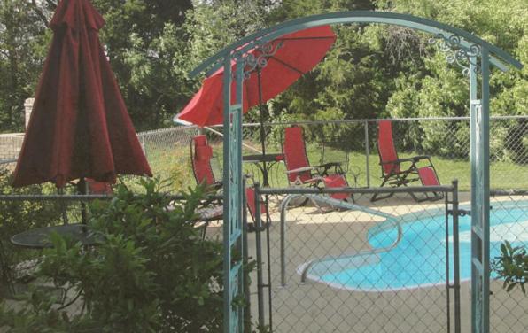 Versailles Rabbit Creek Bed & Breakfast מראה חיצוני תמונה